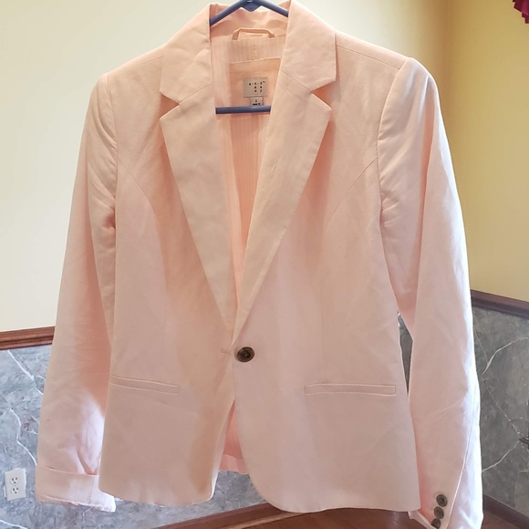 ladies pink suit jacket